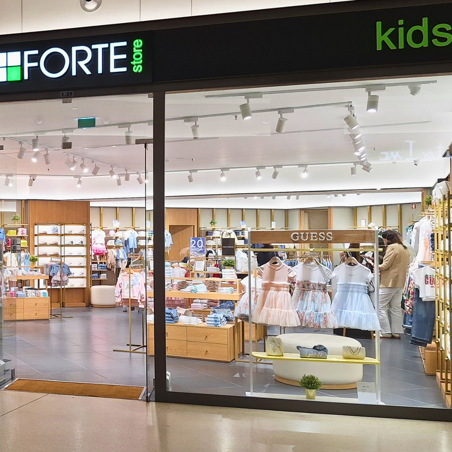 Abertura Forte Store Kids